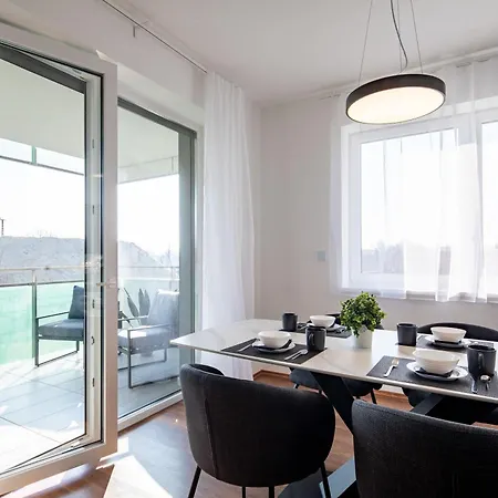 Sunny - Balcony - Very Modern - Next To River شقة بودابست