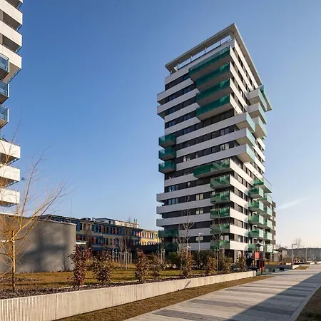Apartmán Sunny - Balcony - Very Modern - Next To River *